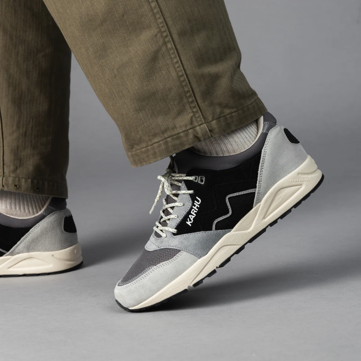 ARIA 95 - DAWN BLUE / JET BLACK - Image 2